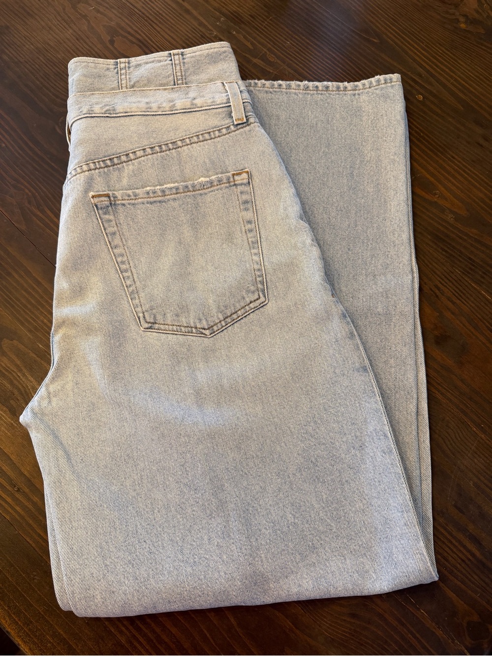 Light Wash High-Waist Wide Leg Jeans - Citizens of Humanity - Picture 2 of 11